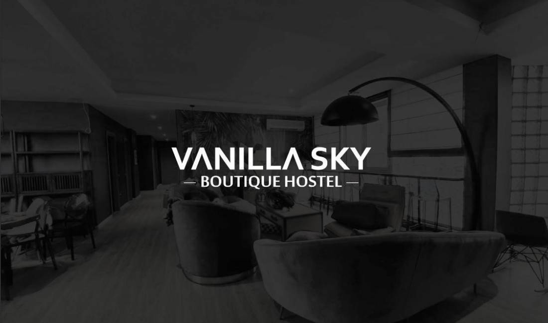 Offerte di lavoro a Tirana, Profession Recepsionist/e , , Pagamento Trattabile.