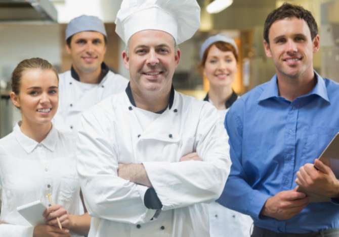 Njoftime Pune per Vende te lira pune Sallatjere, Ndihmes zgarist, Pjatalarese ne Tirane