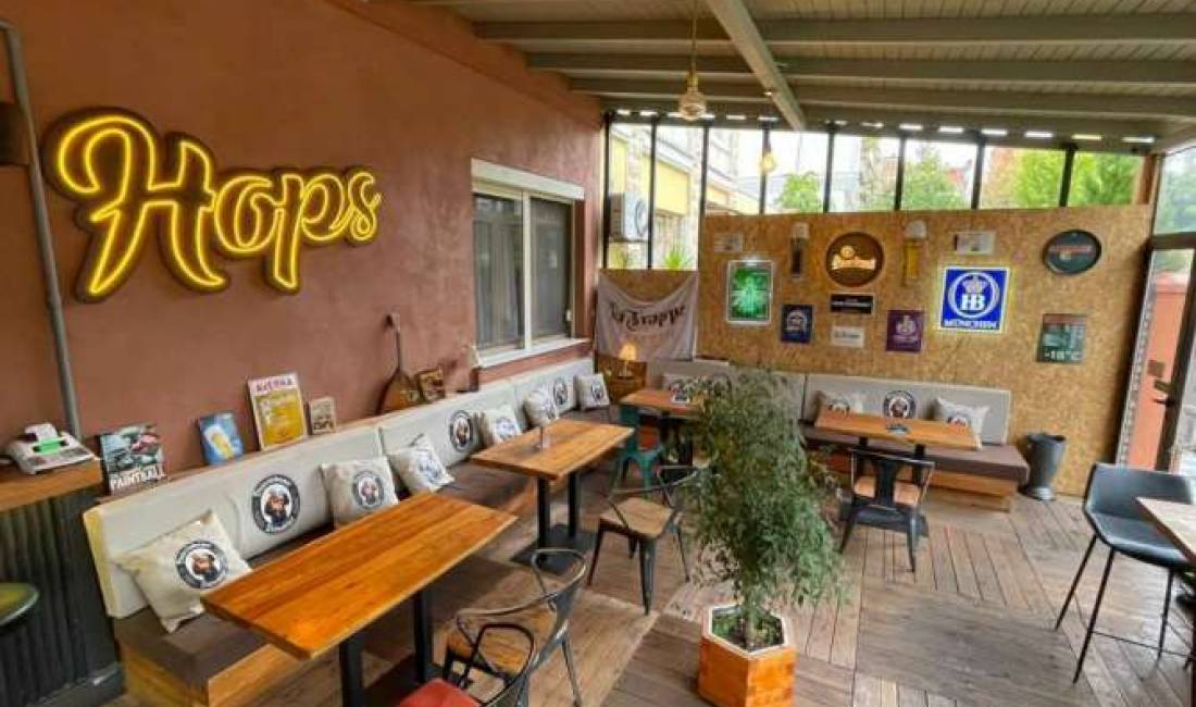 Offerte di lavoro a Tirana, Profession Kamarier/e , , Pagamento Trattabile.