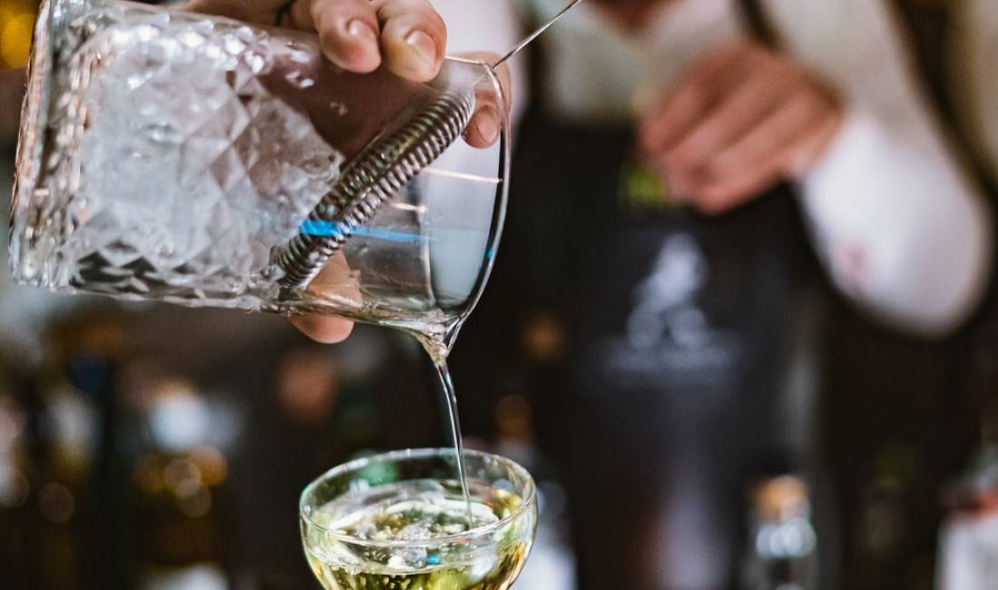 Offerte di lavoro a Tirana, Profession Banakier/e,Sanitare , , Pagamento Trattabile.