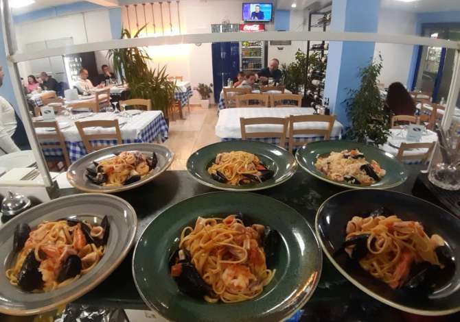 Njoftime Pune per Kamarier/e,Ndihmes Kamarier/e, Ndihmes kuzhine, Zgarist ne Tirane