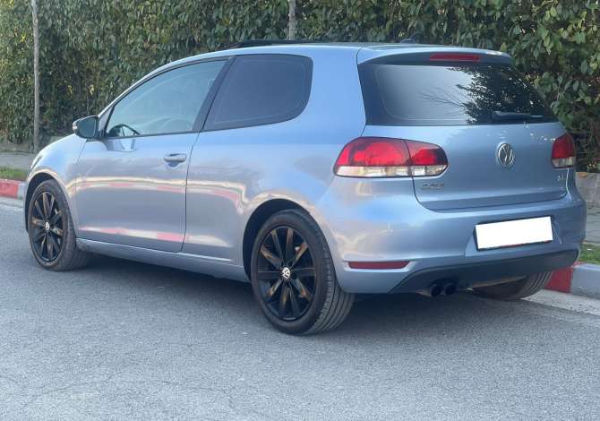 Jepet makina Golf 6 me qera duke filluar nga 35 euro dita