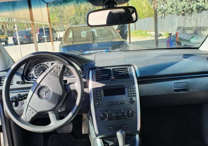 Noleggio Auto a Tirana - 30 Euro