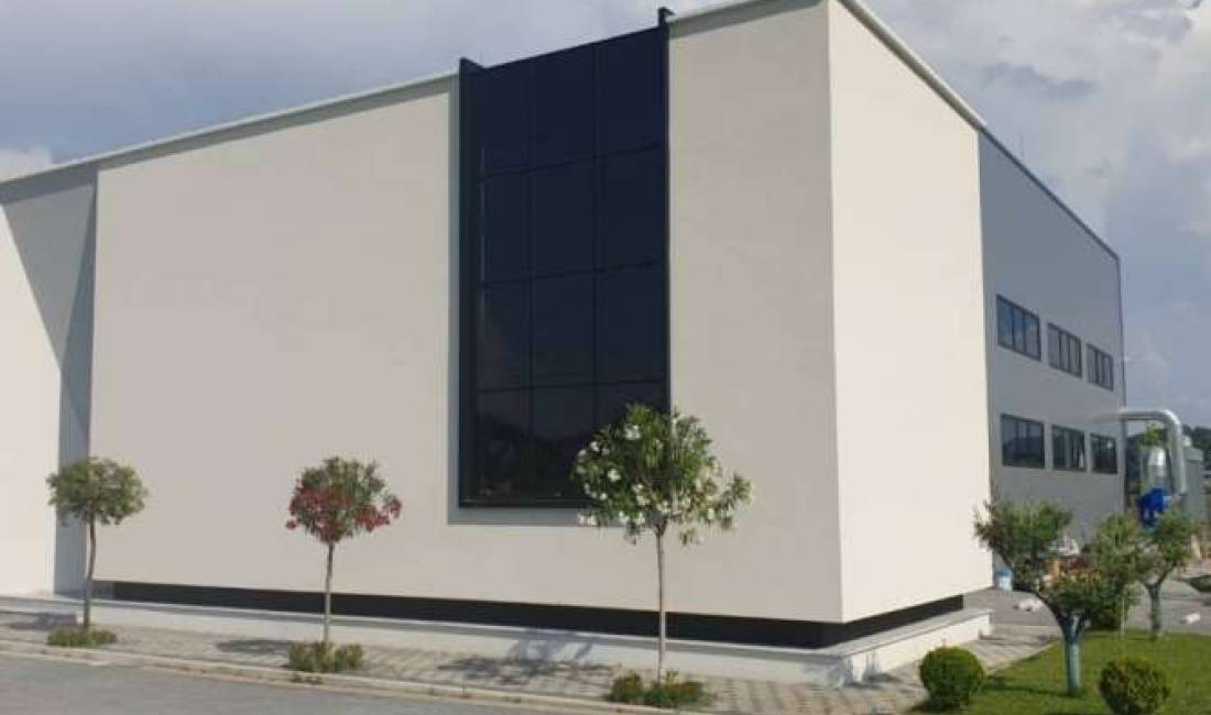 Offerte di lavoro a Tirana, Profession Ndihmes Mobilier,Zmerilues,Usta Mobilerie , Nessuna esperienza, Pagamento 80,000  Leke.