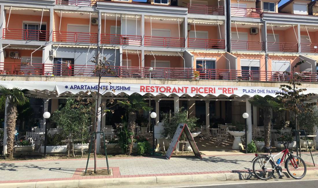 Offerte di lavoro a Durazzo, Profession Kuzhinier/e, Sanitare , Con esperienza, Pagamento Trattabile.