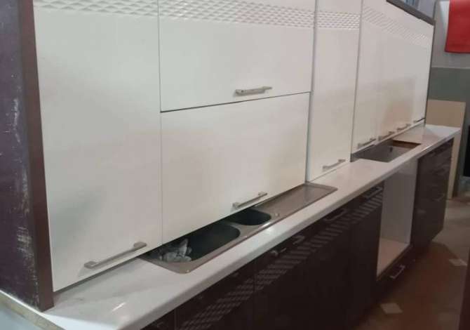 Ofrojme kuzhine moderne te kompletuar