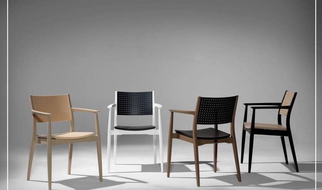  Ofrojme sherbime si mobilimi i ambjentit, projektimi dhe implementimi, konsulence teknike etj. 