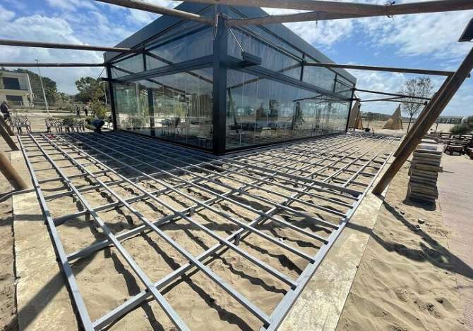 Construction and Restructurings a Tirana - 30 Euro