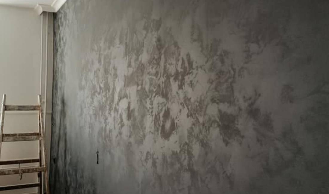 Bojaxhi sherbime profesionale  bejme patinime cilesore, grafiato, Izolime me Izofleks dhe Katerma, Pllaka guri etj.