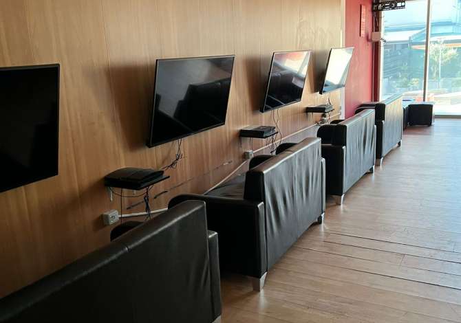 Shitet salle play station 