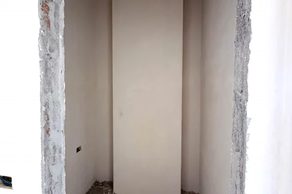 Apartment for sale in Tirana 2+1, Emty