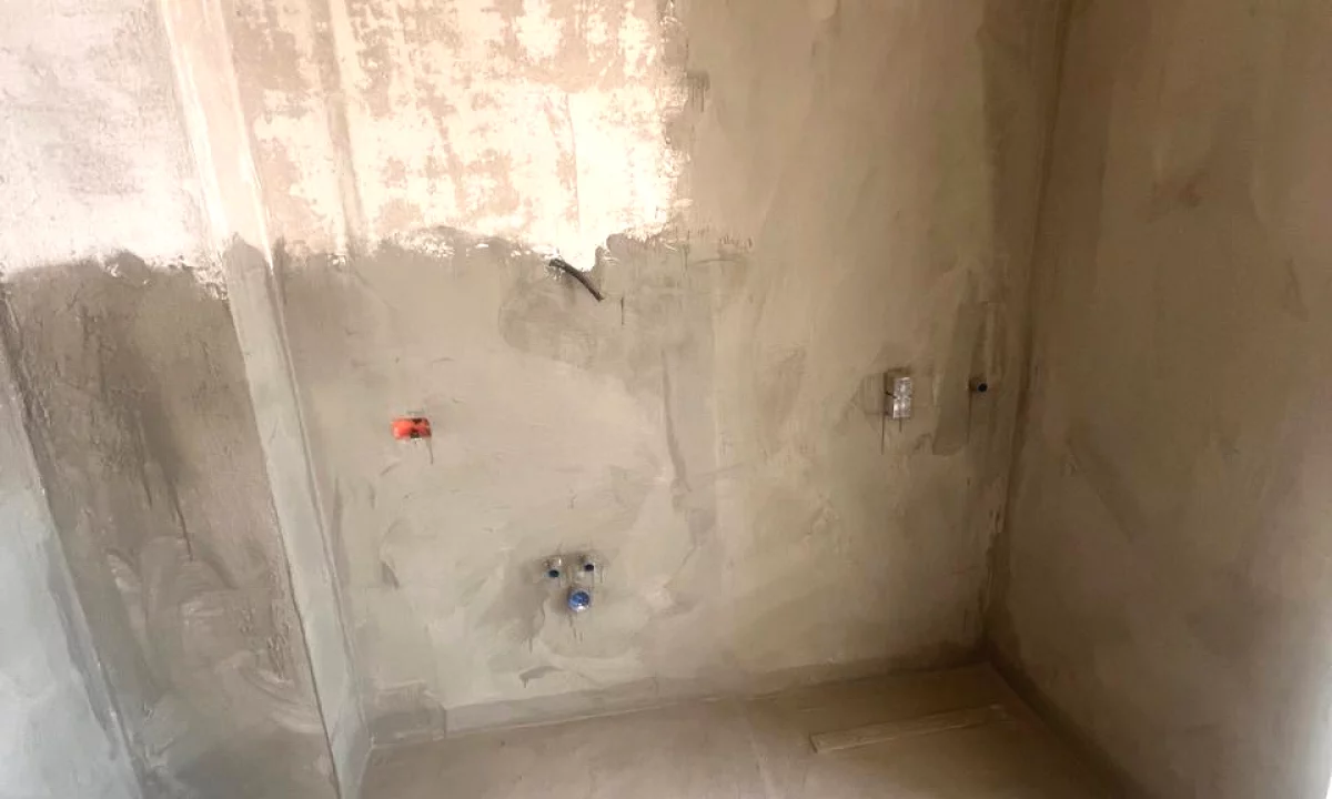 Apartment for sale in Tirana 1+1, Emty