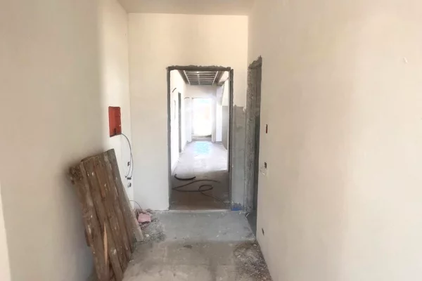 Apartment for sale in Tirana 1+1, Emty