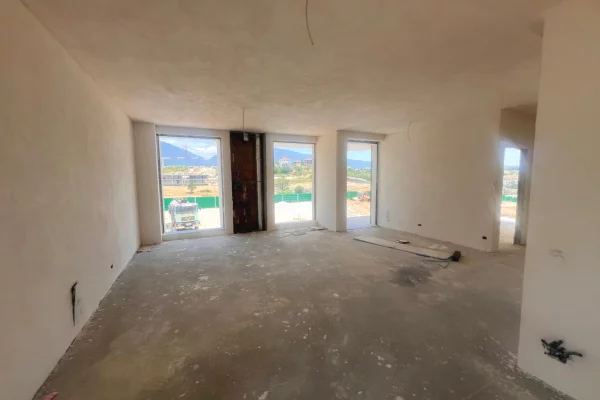 Apartment for sale in Tirana 1+1, Emty