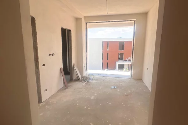 Apartment for sale in Tirana 1+1, Emty