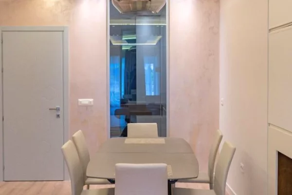 Shtepi me qera Apartament ne Tirane, 2+1, Mobilimi E mobiluar, Pagesa 850  Euro.