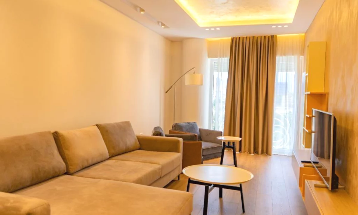 Shtepi me qera Apartament ne Tirane, 2+1, Mobilimi E mobiluar, Pagesa 850  Euro.