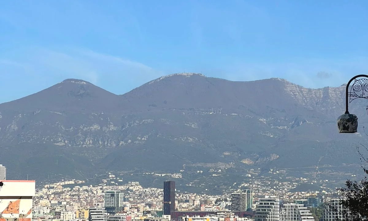 Apartment for sale in Tirana 2+1, Emty