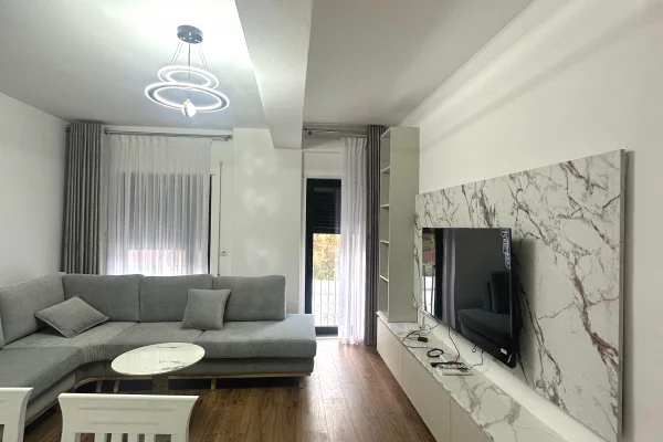 Shtepi me qera Apartament ne Tirane, 1+1, Mobilimi E mobiluar, Pagesa 70,000  Leke.
