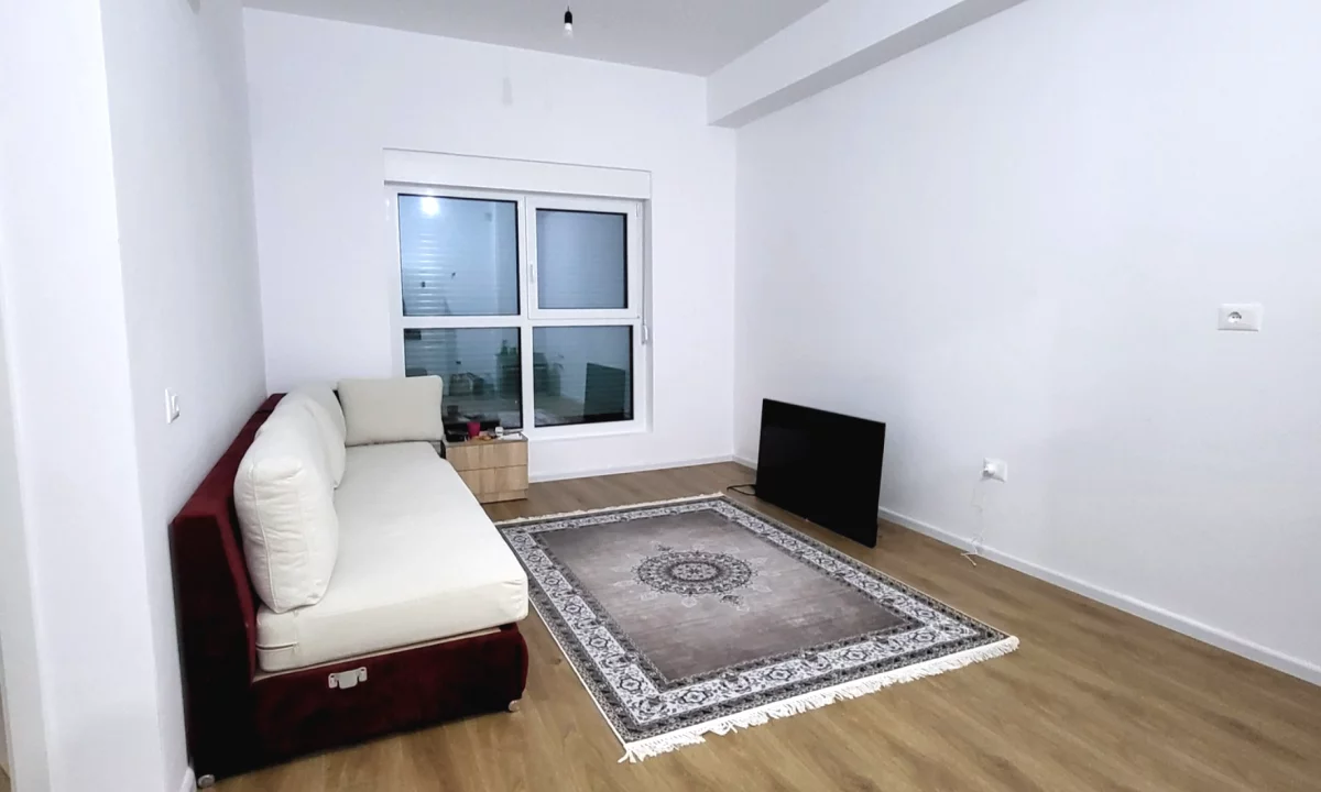 Shtepi me qera Apartament ne Tirane, 2+1, Mobilimi E mobiluar, Pagesa 550  Euro.