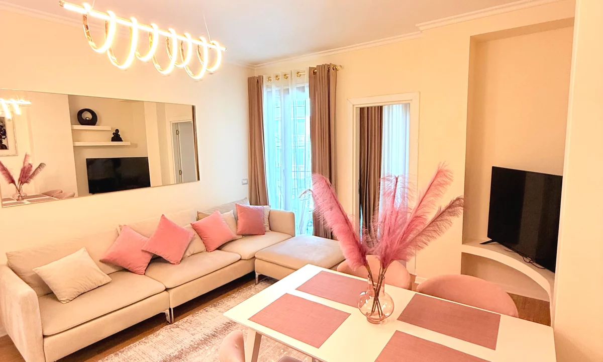 Shtepi me qera Apartament ne Tirane, 2+1, Mobilimi E mobiluar, Pagesa 1,200  Euro.