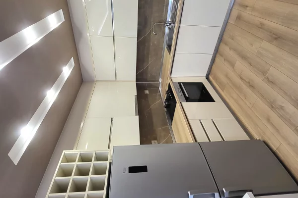 Shtepi me qera Apartament ne Tirane, 1+1, Mobilimi E mobiluar, Pagesa 550  Euro.