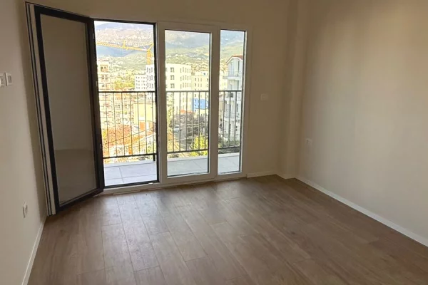  Shitet Apartament 1+1 – Ali Demi, pranë Kompleksit KONTAKT