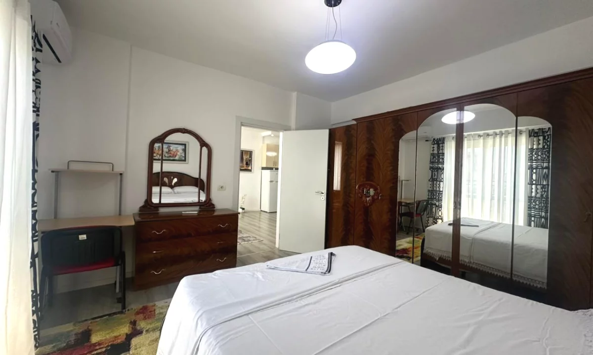 Shtepi me qera Apartament ne Tirane, 2+1, Mobilimi E mobiluar, Pagesa 600  Euro.