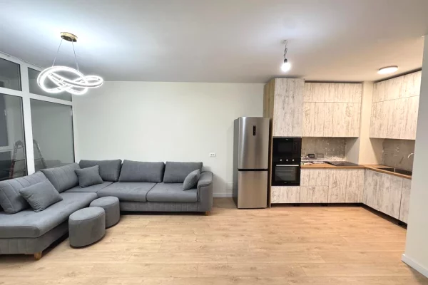 Shtepi me qera Apartament ne Tirane, 2+1, Mobilimi E mobiluar, Pagesa 800  Euro.