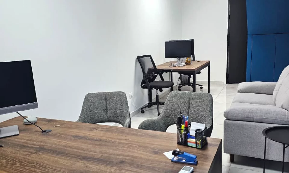 🏢 Jepet me qira ambient zyre – Myslym Shyri