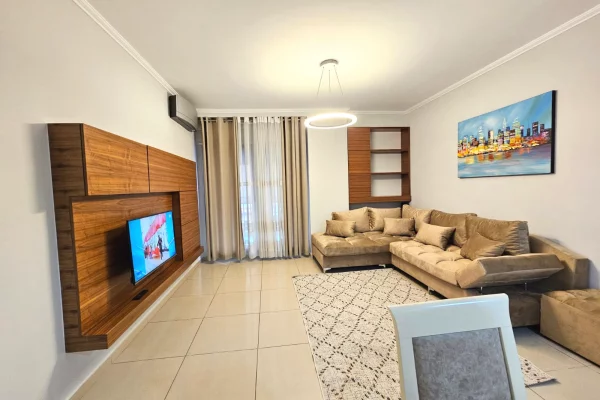 House for Rent 1+1 in Tirana - 750 Euro