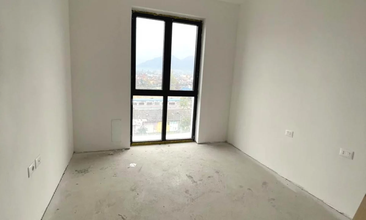 Apartment for sale in Tirana 2+1, Emty