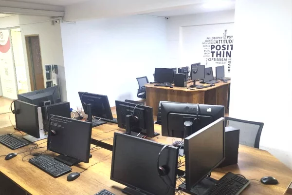 Zyre Open Space me Qira – Rruga Ndre Mjeda