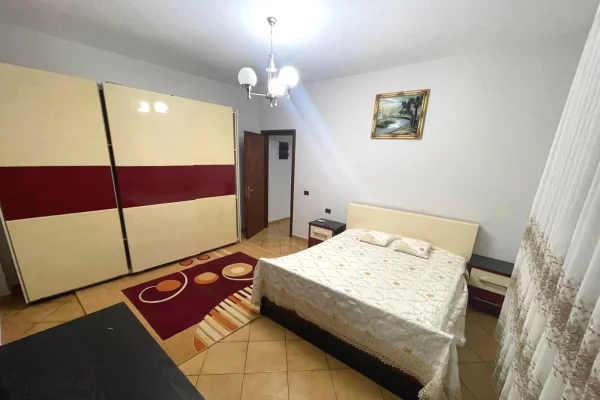 Shtepi me qera Apartament ne Tirane, 1+1, Mobilimi E mobiluar, Pagesa 350  Euro.