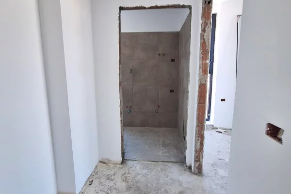 Apartment for sale in Tirana 1+1, Emty