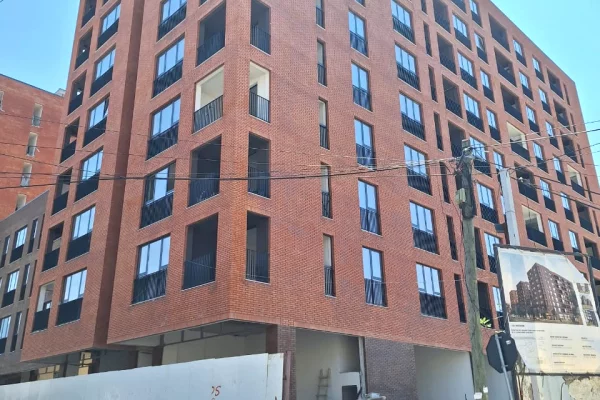 🏡 Apartament 1+1 për Shitje – 5 Maji