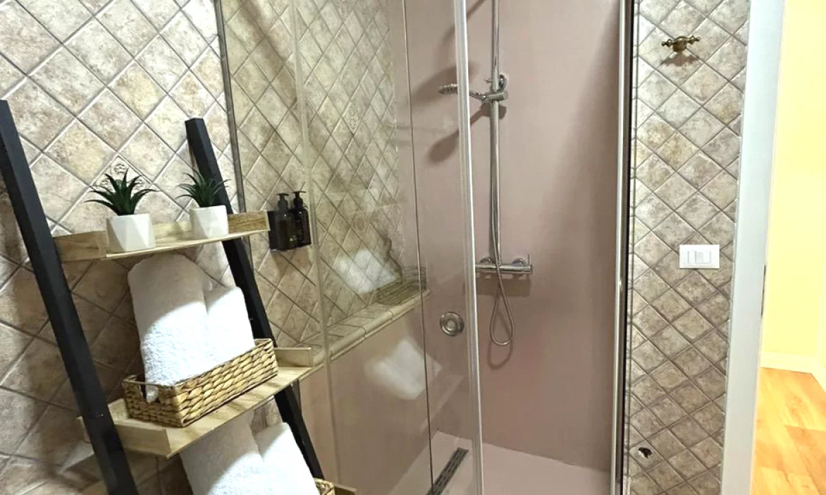 Apartment for rent in Tirana 1+1, Furnished