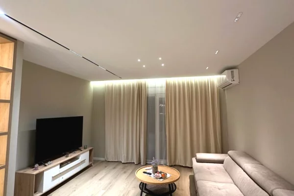 Shtepi me qera Apartament ne Tirane, 2+1, Mobilimi E mobiluar, Pagesa 648  Euro.