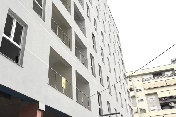 APARTAMENT 2+1 per QIRA tek kika 2 