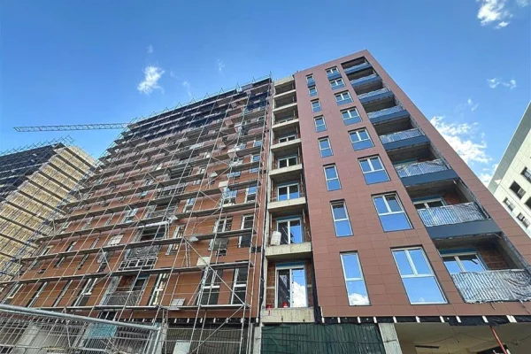 Shtepi ne shitje Apartament ne Tirane, 2+1, Mobilimi Bosh, pa mobiluar, Pagesa 205,800  Euro.