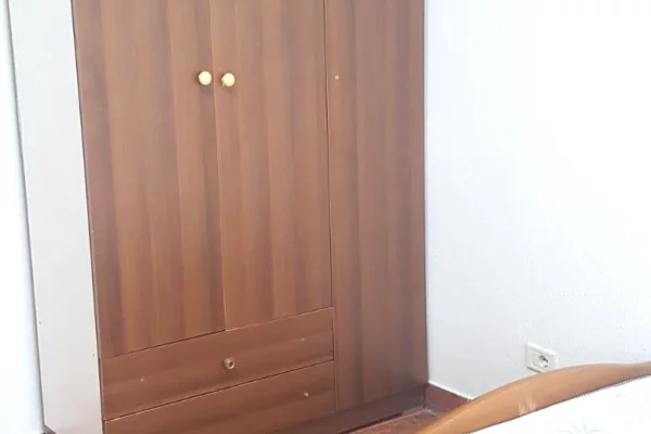 Shtepi me qera Apartament ne Tirane, 2+1, Mobilimi E mobiluar, Pagesa 600  Euro.