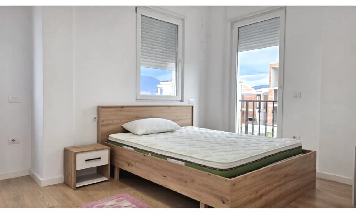 Villa di lusso in affitto a Tirana 3+1, Arredato