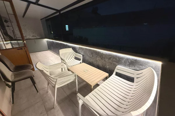 🏡 Apartament 1+1 me Qira – Rruga e Dibrës