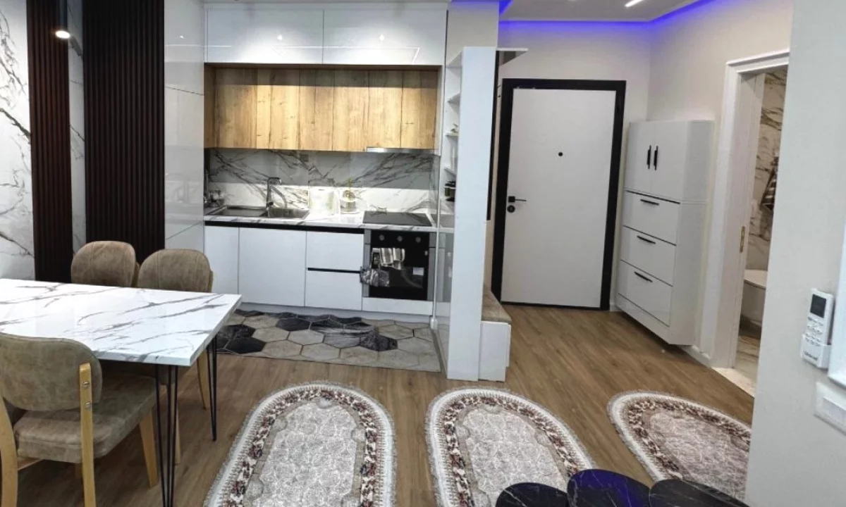 Shtepi me qera Apartament ne Tirane, 1+1, Mobilimi E mobiluar, Pagesa 500  Euro.