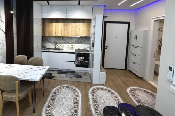 Apartament 1+1 me Qira + Parkim – Rruga Azem Galica, Kamëz ✨