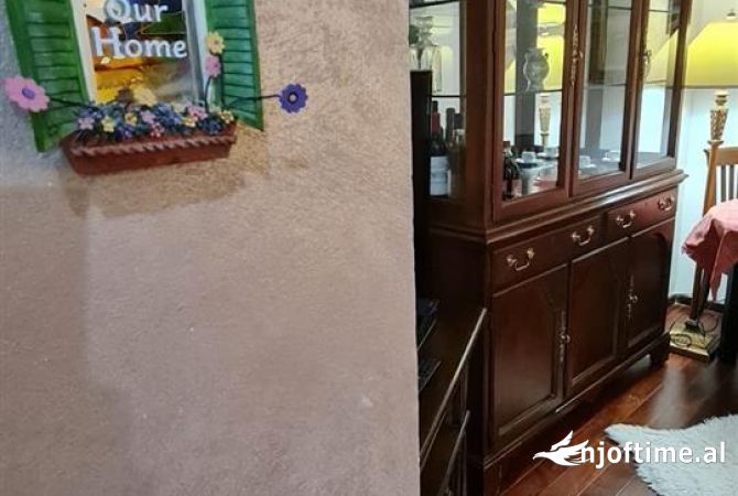 Shtepi me qera Apartament ne Tirane, 1+1, Mobilimi E mobiluar, Pagesa 600  Euro.