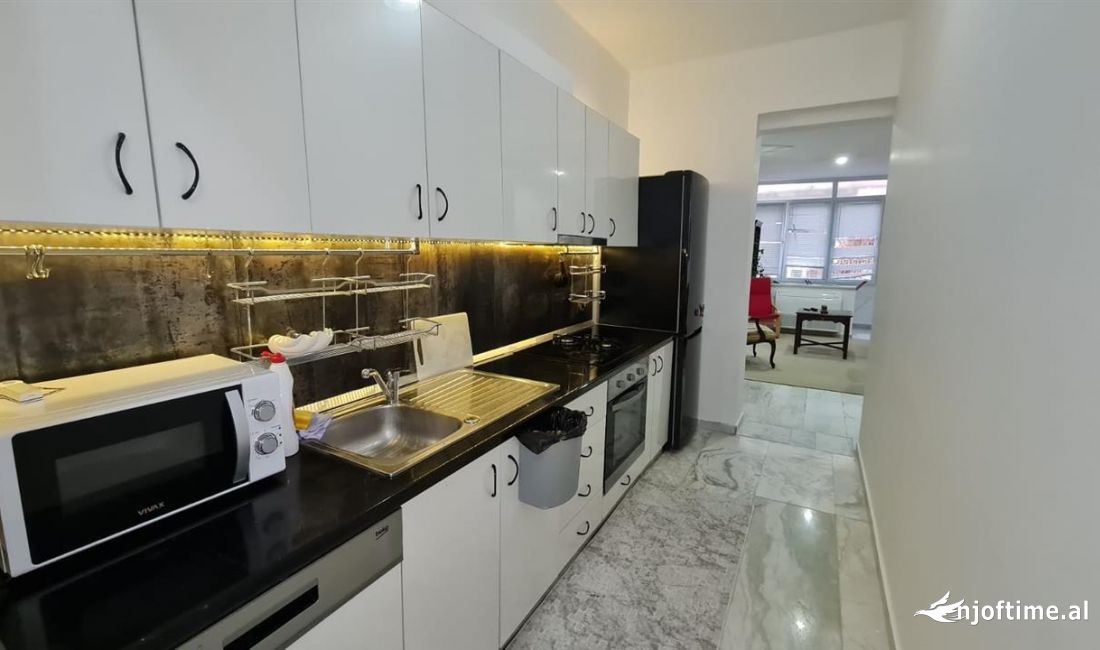 Shtepi me qera Apartament ne Tirane, 1+1, Mobilimi E mobiluar, Pagesa 600  Euro.