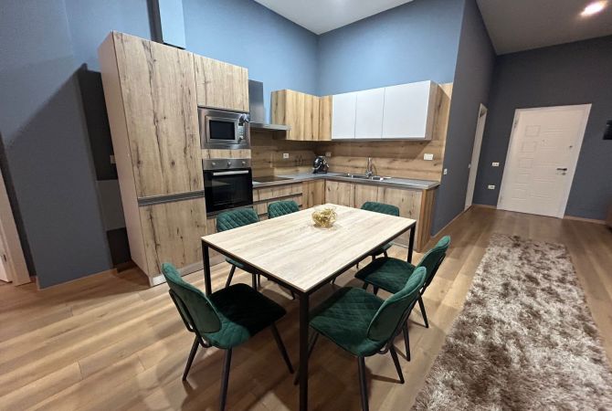 Shtepi me qera Apartament ne Tirane, 1+1, Mobilimi E mobiluar, Pagesa 650  Euro.