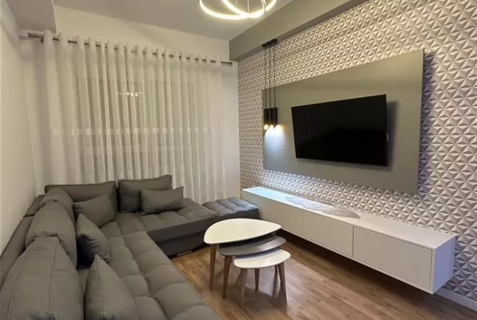 Super Apartament 2+1 me qera ne Ali Dem/Kompleksi Mangalem (500 Euro)