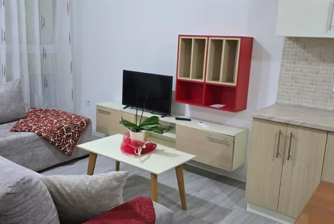 Shtepi me qera Apartament ne Tirane, 2+1, Mobilimi E mobiluar, Pagesa 45,000  Leke.
